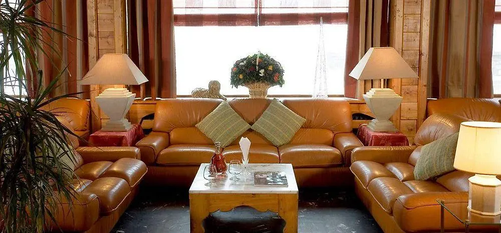 Hotel Les Ducs De Savoie Courchevel 3*,
